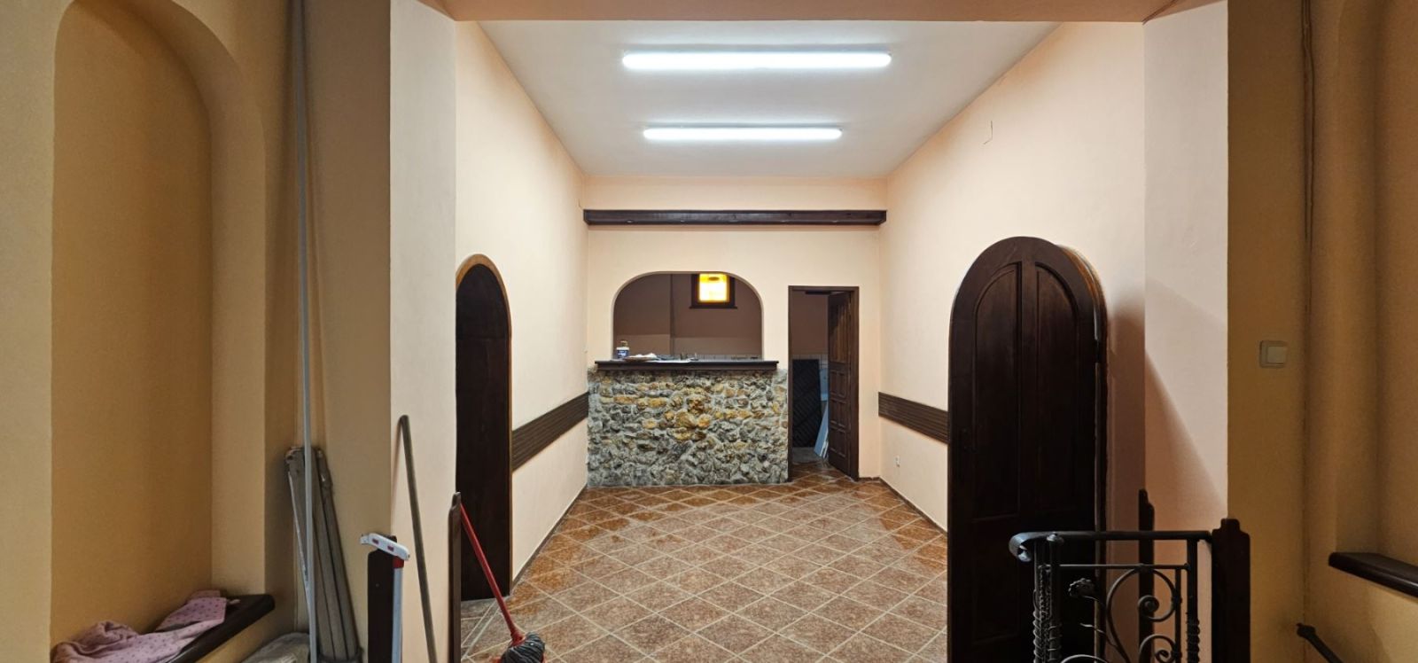 Офис, Център, 150 м²