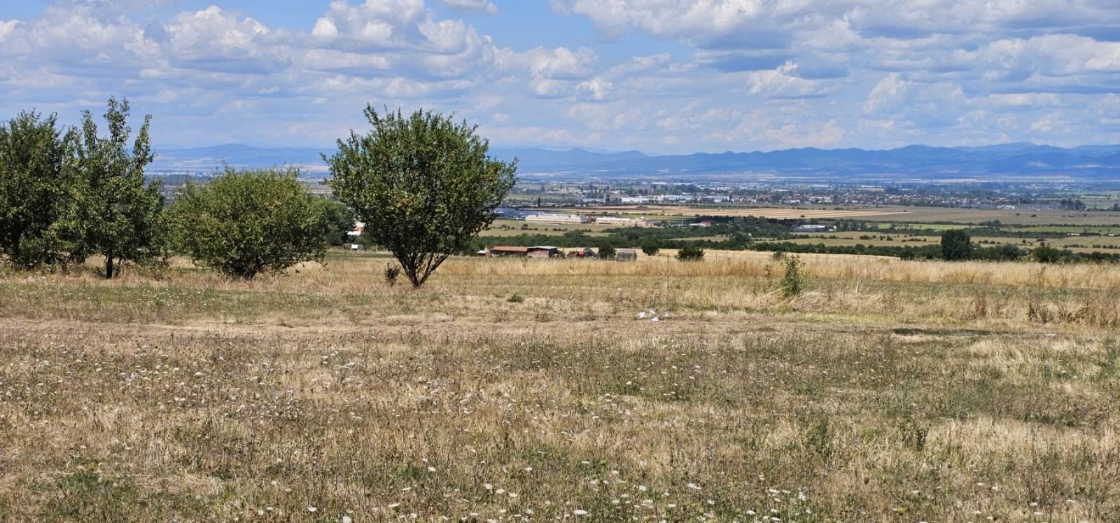 Парцел (УПИ), с.Горни Лозен, 1859 м²
